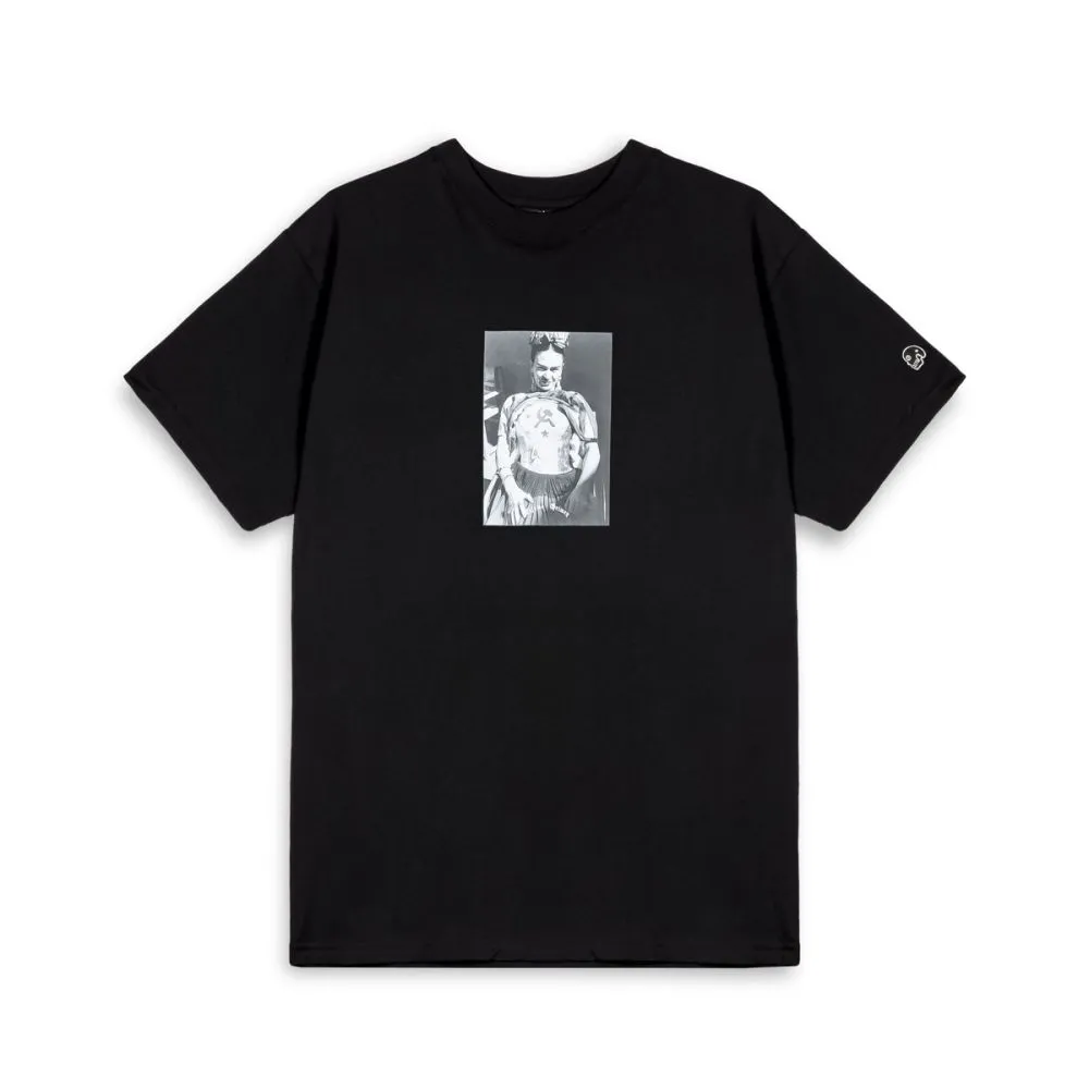 CAMISETA GRIMEY CAUSING PANIC THE PRIDE - BLACK | SS24