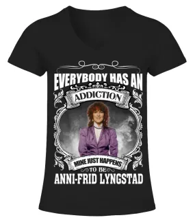 TO BE ANNI-FRID LYNGSTAD Camiseta cuello pico Mujer