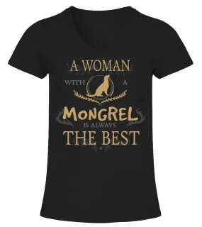 WOMAN with a MONGREL Camiseta cuello pico Mujer